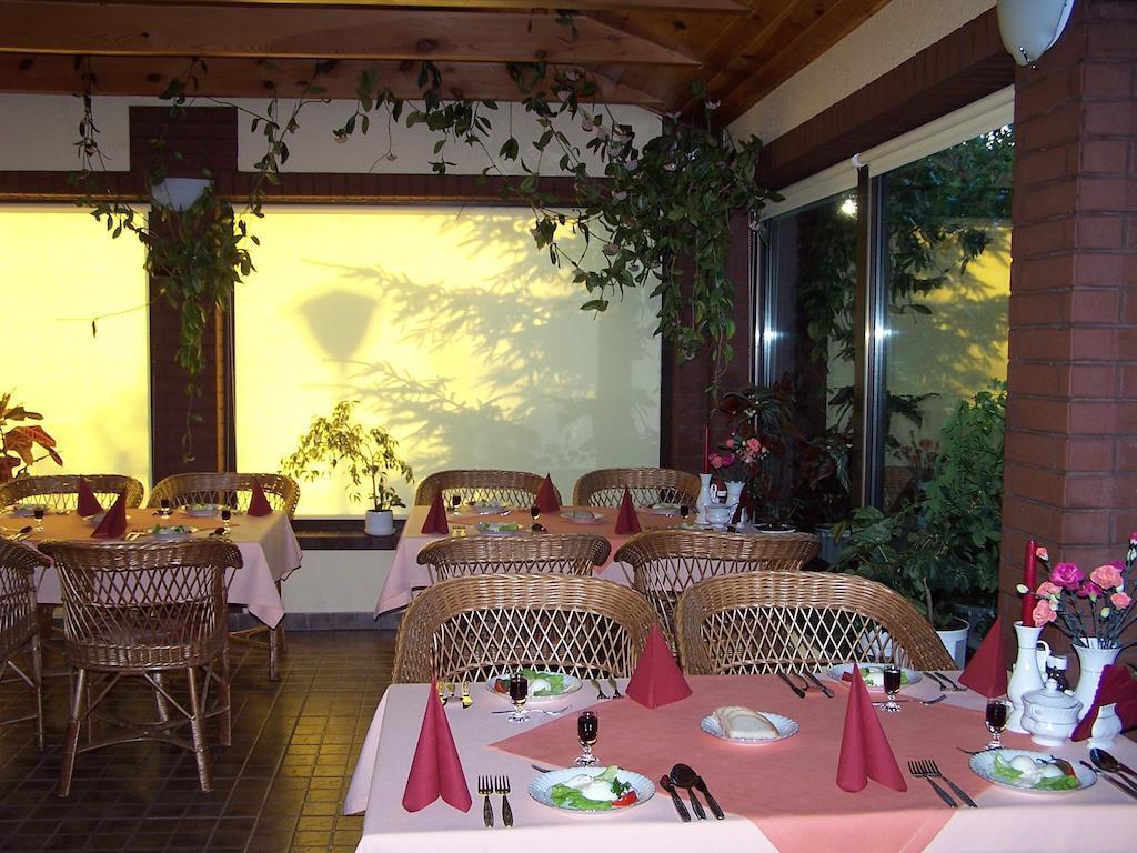 Gosciniec Yaga Wilkasy Exterior foto