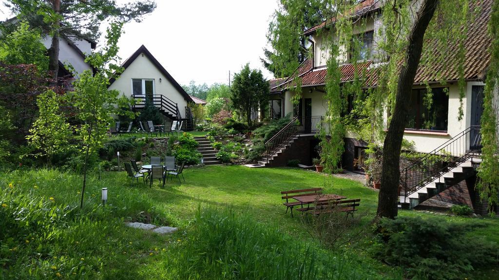 Gosciniec Yaga Wilkasy Exterior foto